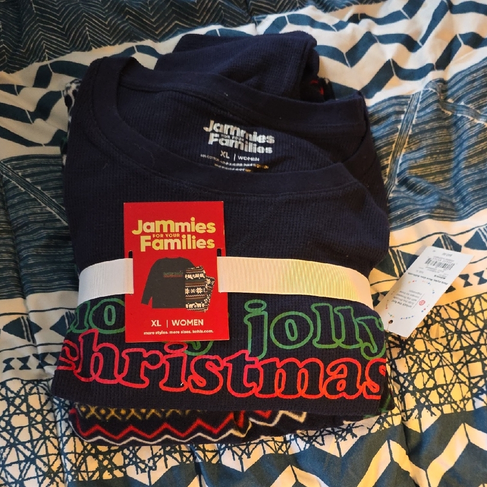 Jammies for Families Christmas Pajama Set